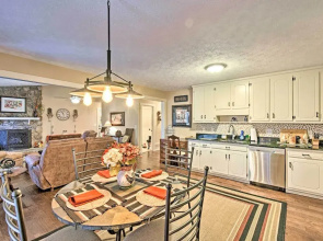 Comfy Jasper Getaway w/ Community Amenities!