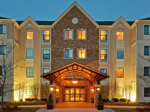 Staybridge Suites Chicago - Glenview by IHG