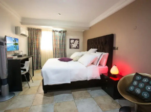Manna and Quails Apartment