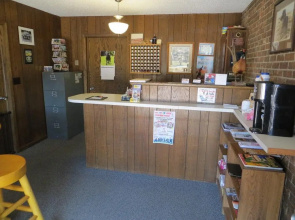 Coachlight Motel
