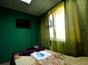 Часы Бунинская аллея