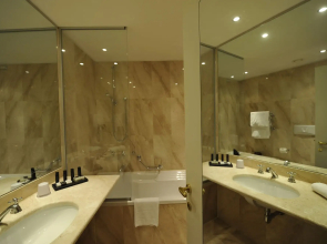 Hotel Acquaviva del Garda