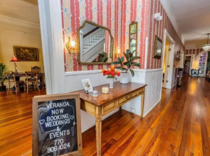 The Veranda Historic Inn