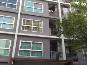 Luxury Center Apartment
