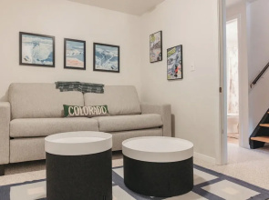 'chillside Chalet' Modern West Vail Townhouse!