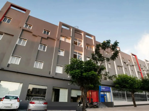 OYO Townhouse 234 Shamashbad Sbi Building