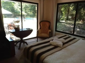Casa de Noah Bed & Breakfast