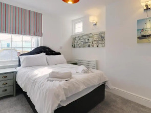 Master Accommodation Suite 6 (Adults Only)