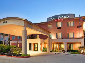 Courtyard Corpus Christi