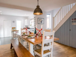 Sandy Lane Cottage in Reydon by Air Manage Suffolk