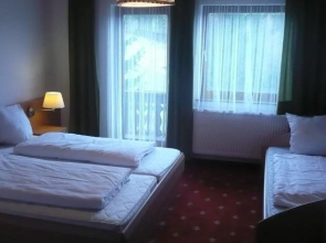 Hotel Rainsberghof KG