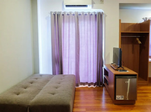 Spacious Studio Apartment at Grand Center Point