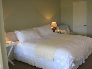 Coral Tree Colony Bed & Breakfast