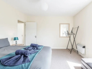 Home to Home Watford Apartment
