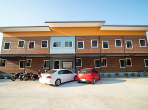 OYO 784 Brown Home Sattahip