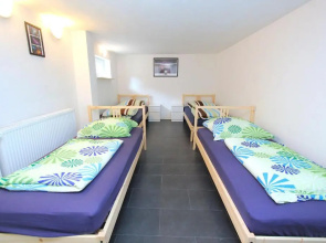 6678 Privat-Souterrain-Apartment