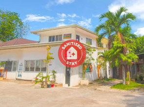OYO 761 Caza Southville Apartelle