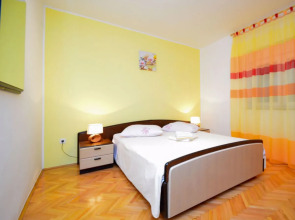 Apartment Miro Grebaštica 21955