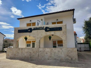 Studio Apartmani “Jarnečić”