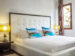 Condo Bijou