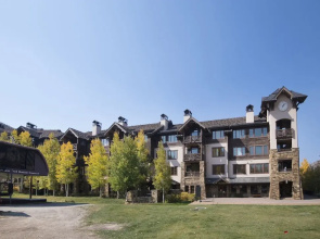 Beaver Creek Landing A404 3 Bedroom Condo by RedAwning