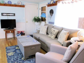 387 Strawberry Hill - 4 Bedroom House