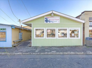 Anchor In Beach House