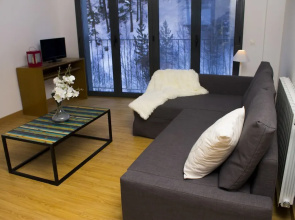 Vista Canillo Apartments