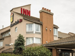 Monte Carlo Inn Oakville Suites