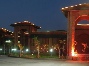 Swapanlok Farms And Resorts