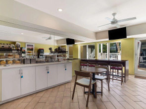 Best Western Plus Hibiscus Mtl