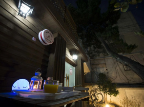 Jeong House