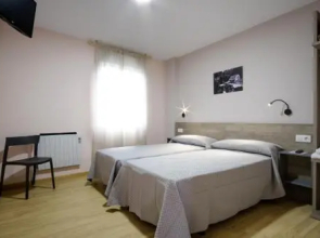 Albergue Pensión Cima do Lugar