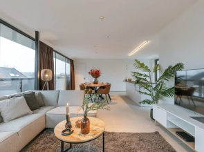 Apartment With two Large Terraces