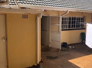 Khuvena Guest House