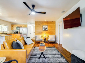 Access to Pine Mountain Lake: Family Cabin w/ Deck