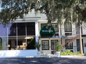 Charleston Creekside Inn