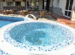 Отель Вэйлер