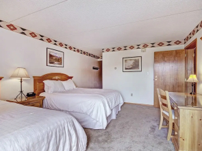 Vs440h Village Square Hotel Room