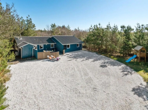 "Tino" - 900m from the sea in NW Jutland