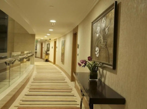 Отель Grand Belle Vue 