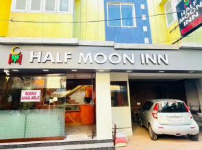 Half Moon Inn