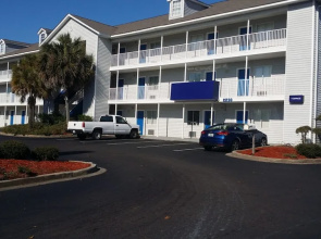 InTown Suites Extended Stay Charleston SC - West Ashley