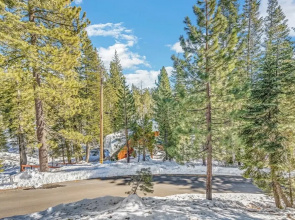Rustic Custom Built Cabin w/ Hot Tub & Sauna SK#33 by Bear Valley Vacation Rentals