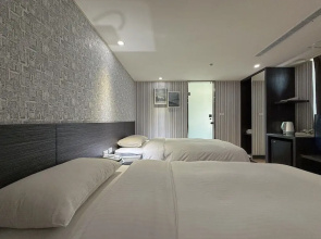 ElEnce Hotel