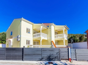 Amazing Home in Dramalj With 2 Bedrooms, Wifi and Outdoor Swimming Pool