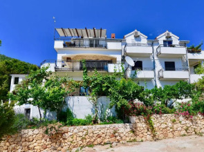 Apartments Petrovac