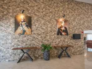 Bohemian Gardens Hotel