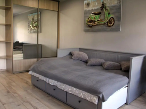 Quiet loft with free parking