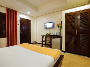 Paradise Garden Hotel and Convention Boracay Powered by ASTON